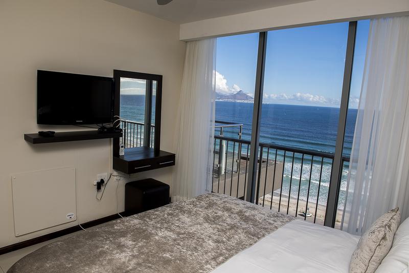 1 Bedroom Property for Sale in Bloubergstrand Western Cape